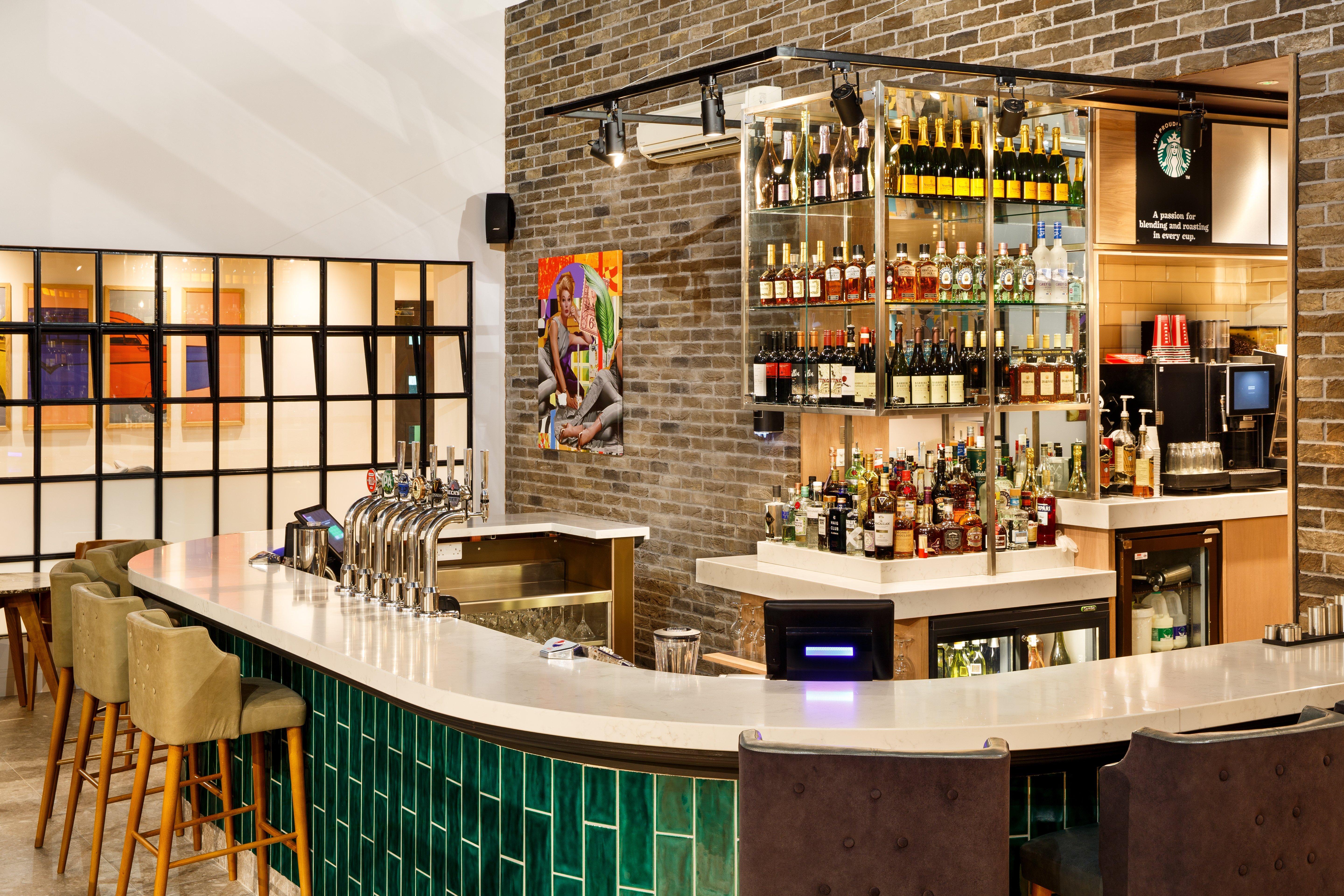 Holiday Inn Brentwood By Ihg Eksteriør billede