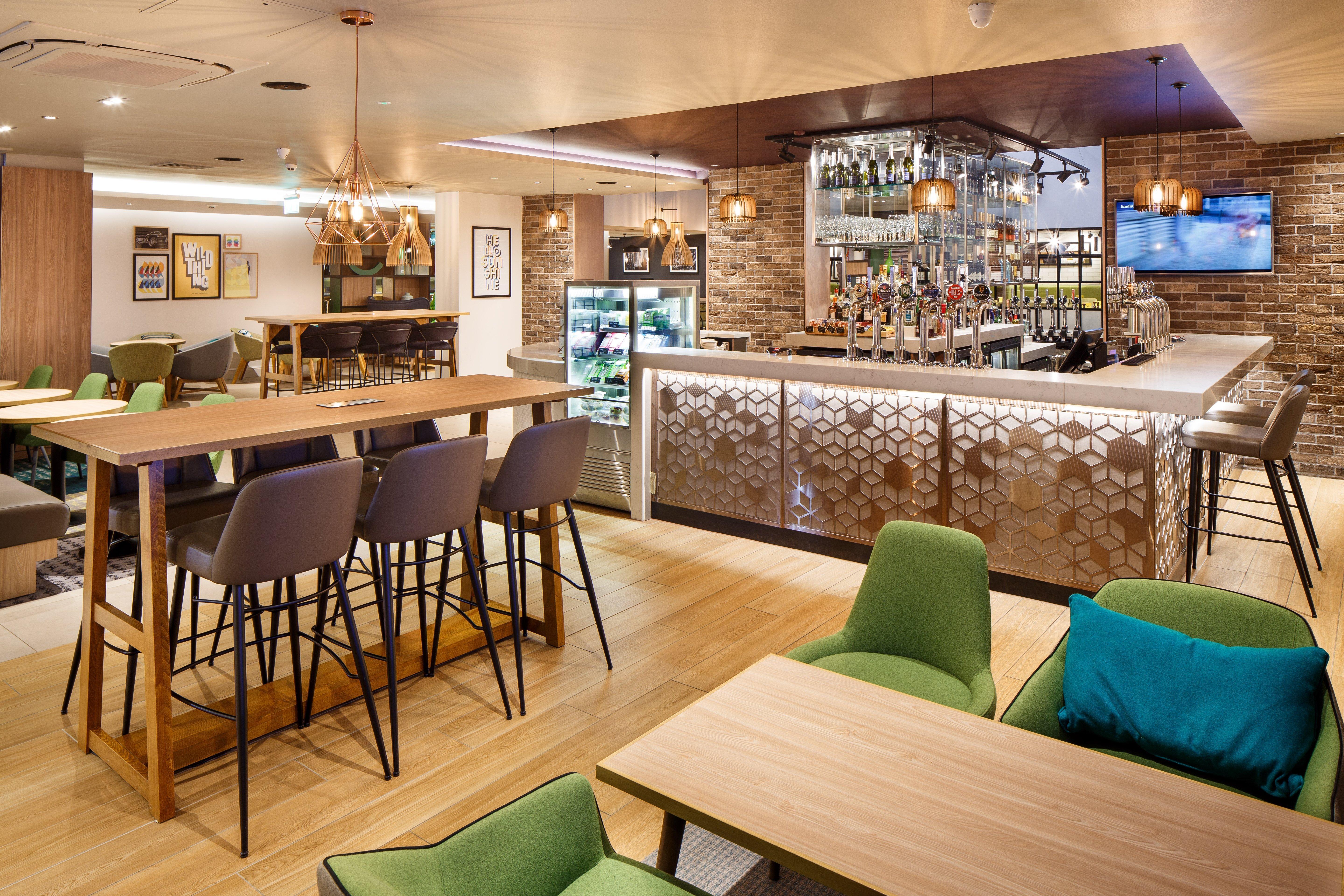 Holiday Inn Brentwood By Ihg Eksteriør billede