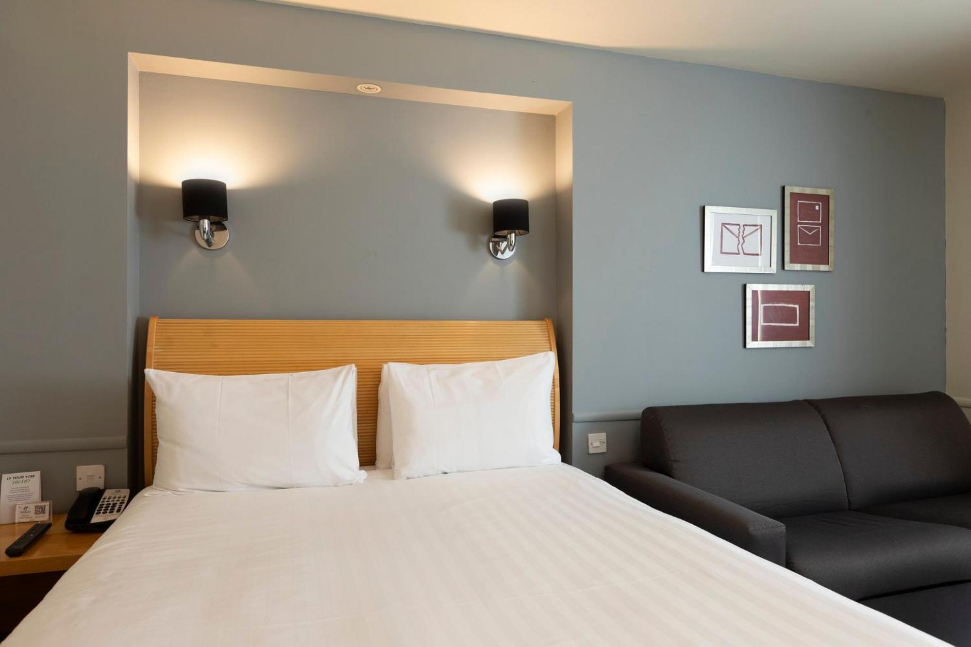Holiday Inn Brentwood By Ihg Eksteriør billede