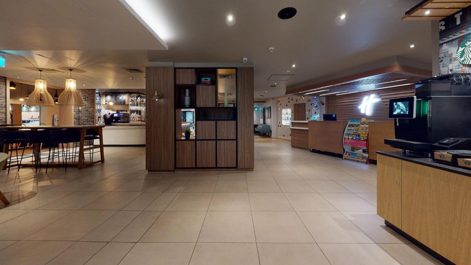 Holiday Inn Brentwood By Ihg Eksteriør billede