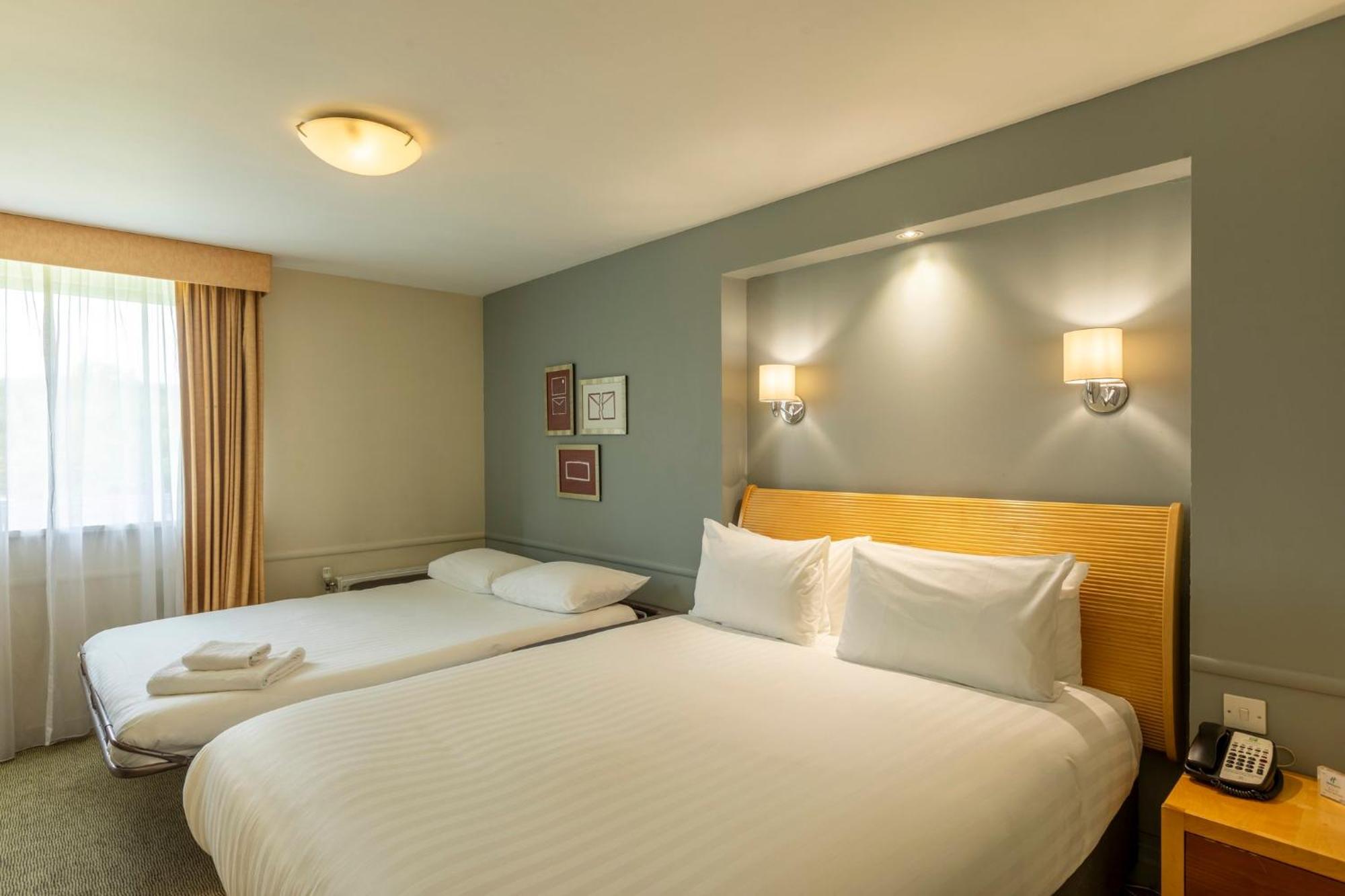 Holiday Inn Brentwood By Ihg Eksteriør billede