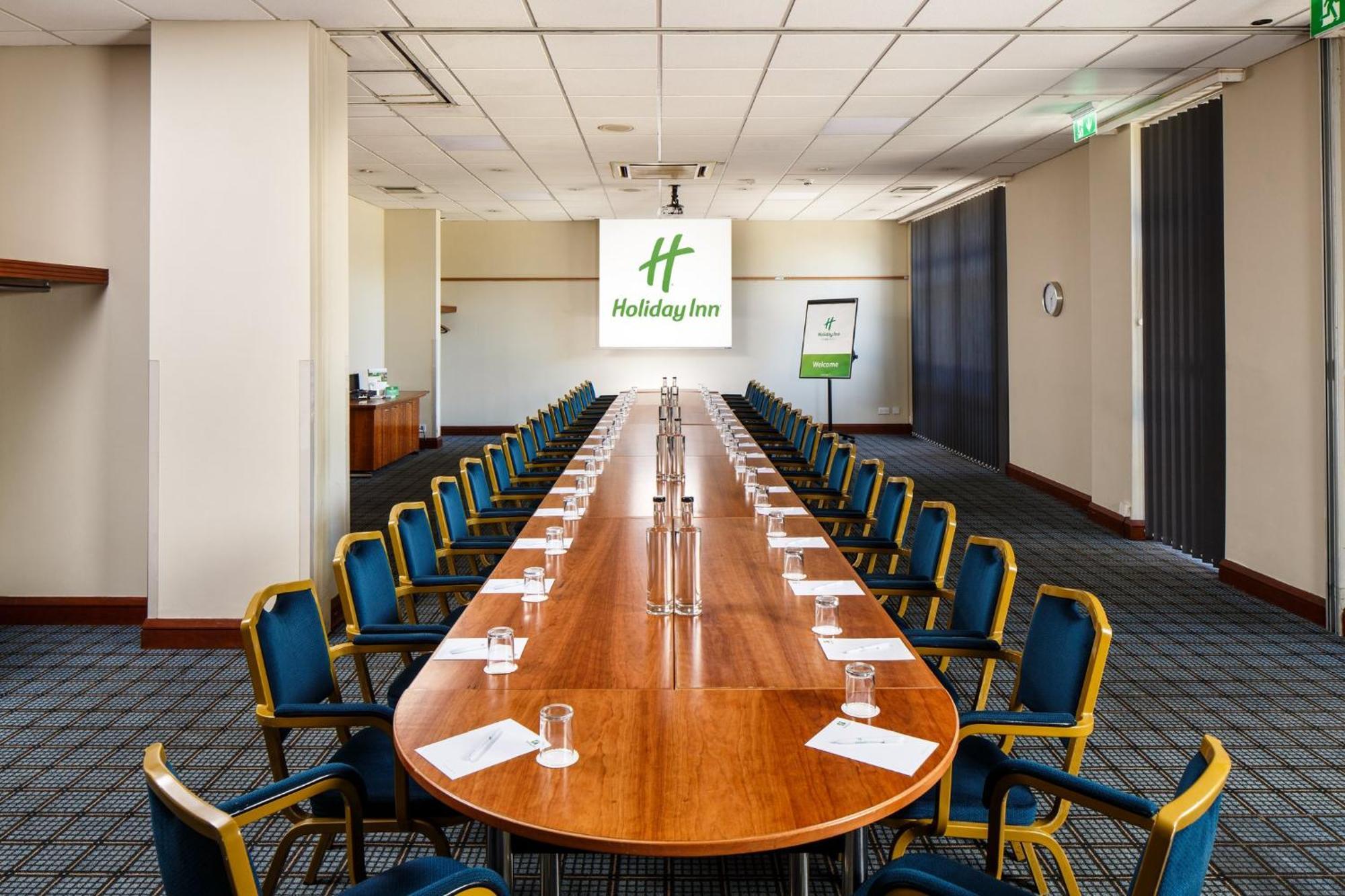 Holiday Inn Brentwood By Ihg Eksteriør billede
