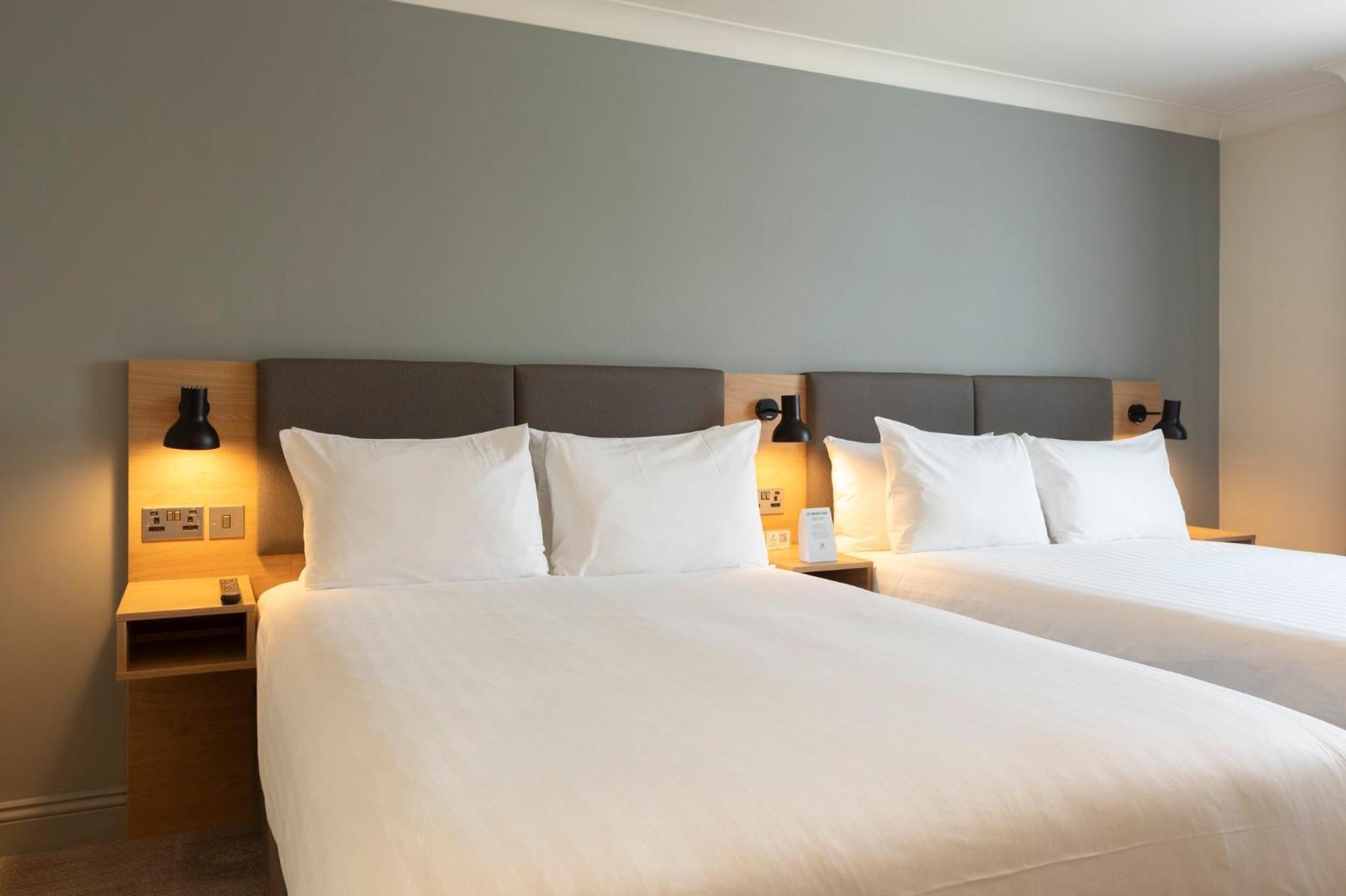Holiday Inn Brentwood By Ihg Eksteriør billede